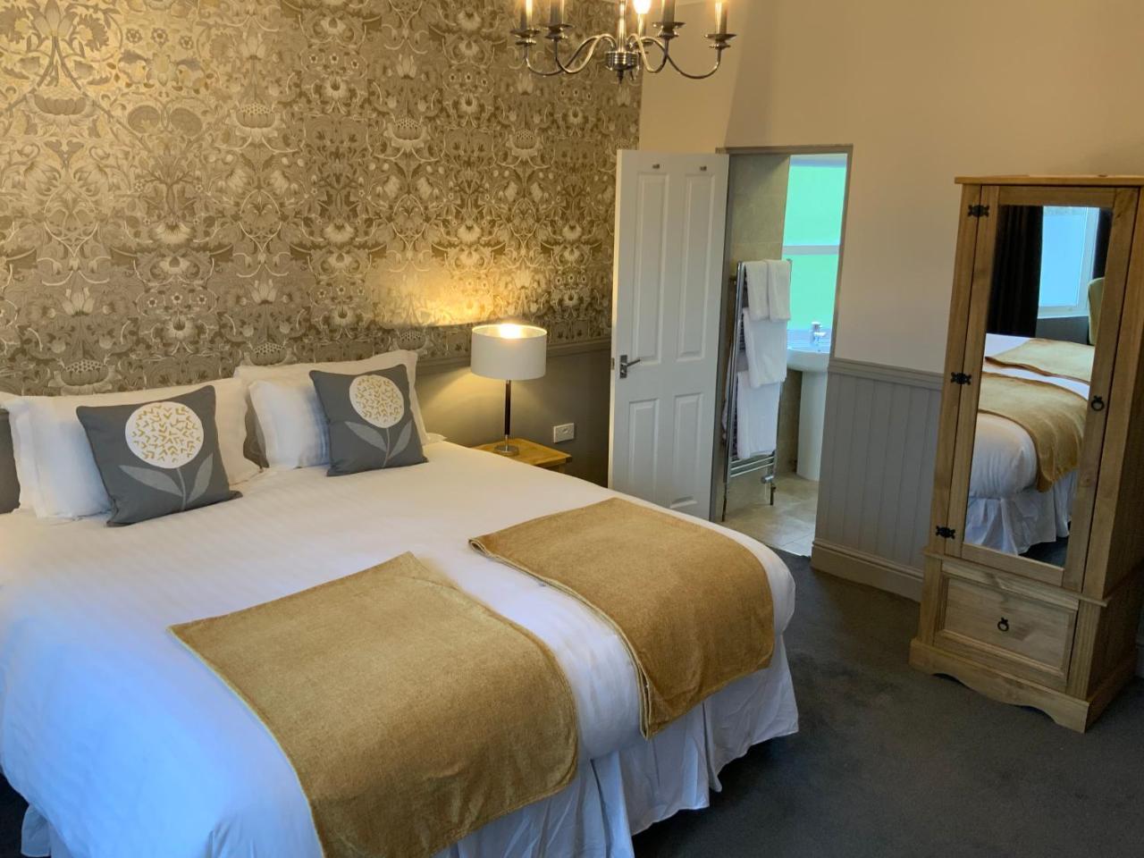 The Sun Inn Troutbeck Bridge Екстер'єр фото