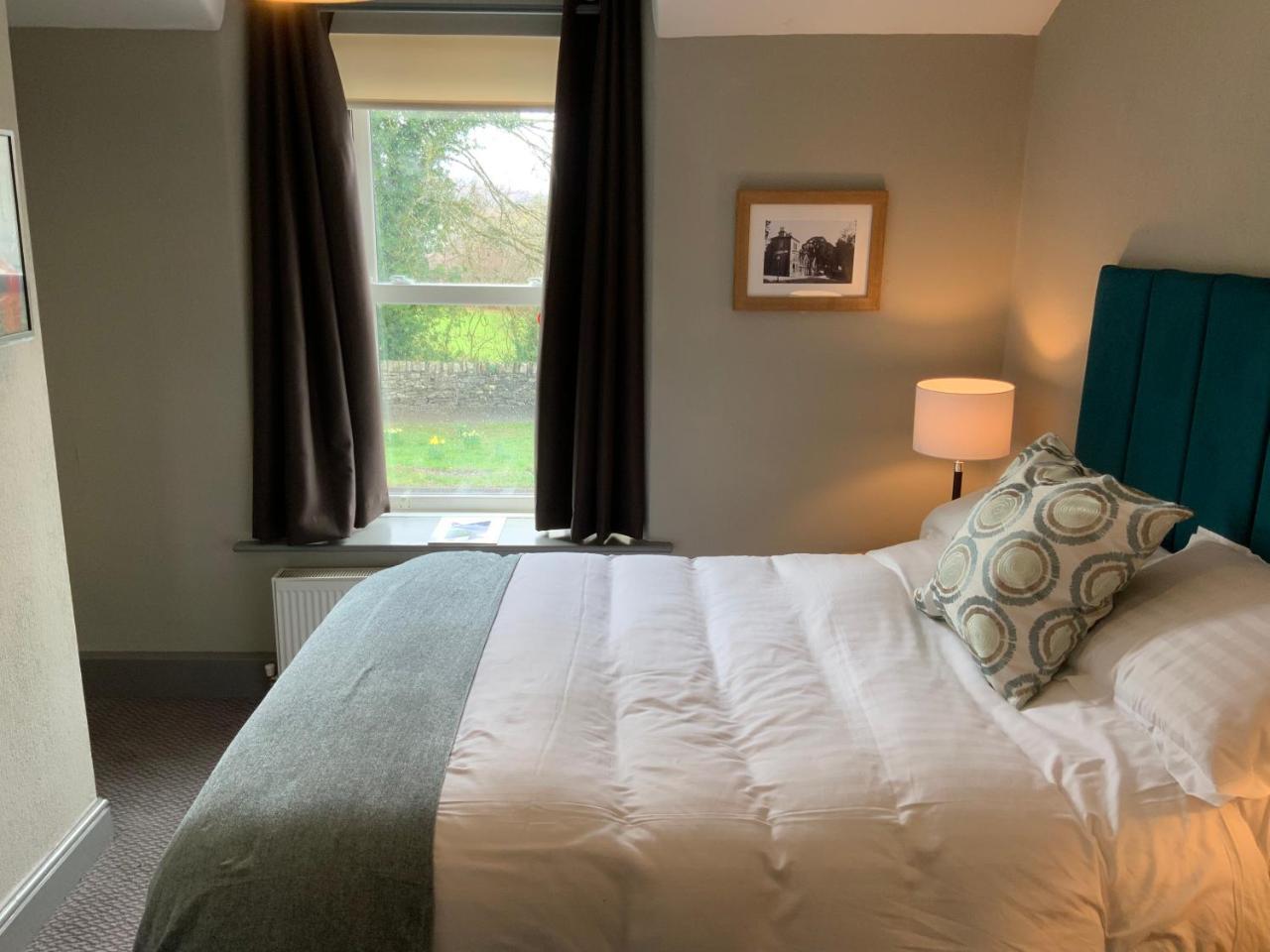 The Sun Inn Troutbeck Bridge Екстер'єр фото